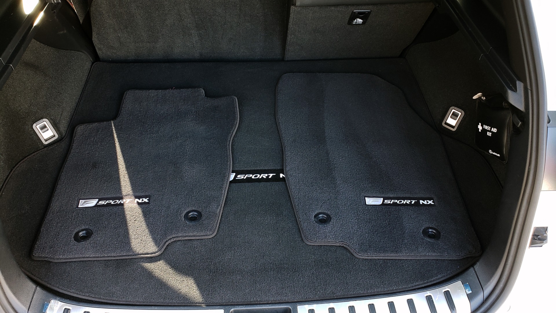 Used 2019 Lexus NX 300 F-SPORT / 2.0L TURBO / LEATHER / 18IN WHEELS / REARVIEW for sale Sold at Formula Imports in Charlotte NC 28227 17