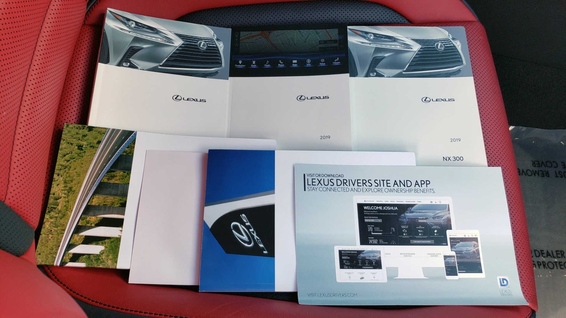 Used 2019 Lexus NX 300 F-SPORT / 2.0L TURBO / LEATHER / 18IN WHEELS / REARVIEW for sale Sold at Formula Imports in Charlotte NC 28227 93