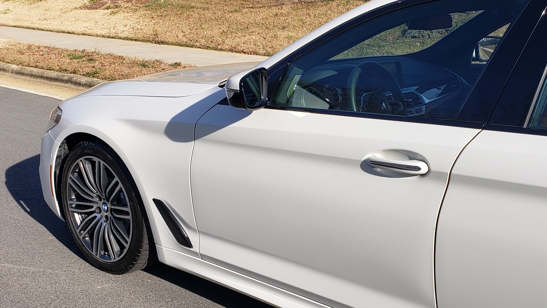 Used 2017 BMW 5 SERIES 540I PREMIUM / M-SPORT / PDC / APPLE CAR PLAY / WIFI for sale Sold at Formula Imports in Charlotte NC 28227 10