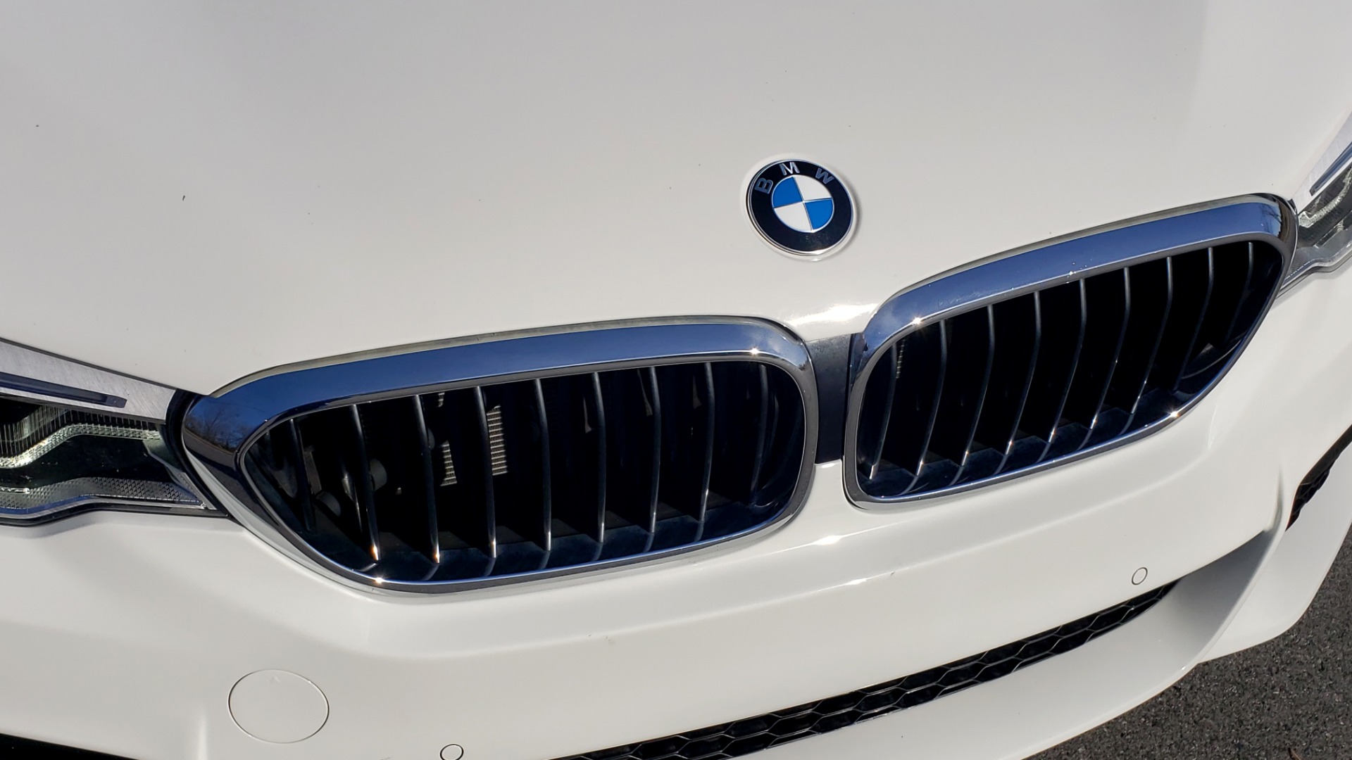 Used 2017 BMW 5 SERIES 540I PREMIUM / M-SPORT / PDC / APPLE CAR PLAY / WIFI for sale Sold at Formula Imports in Charlotte NC 28227 26
