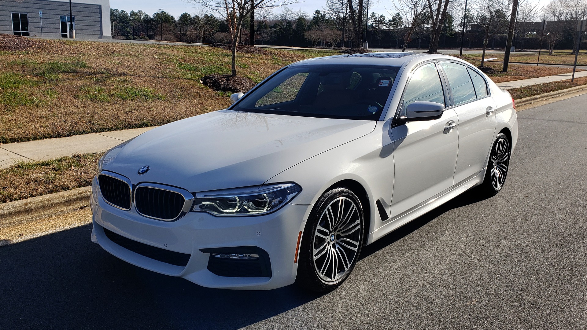 Used 2017 BMW 5 SERIES 540I PREMIUM / M-SPORT / PDC / APPLE CAR PLAY / WIFI for sale Sold at Formula Imports in Charlotte NC 28227 3