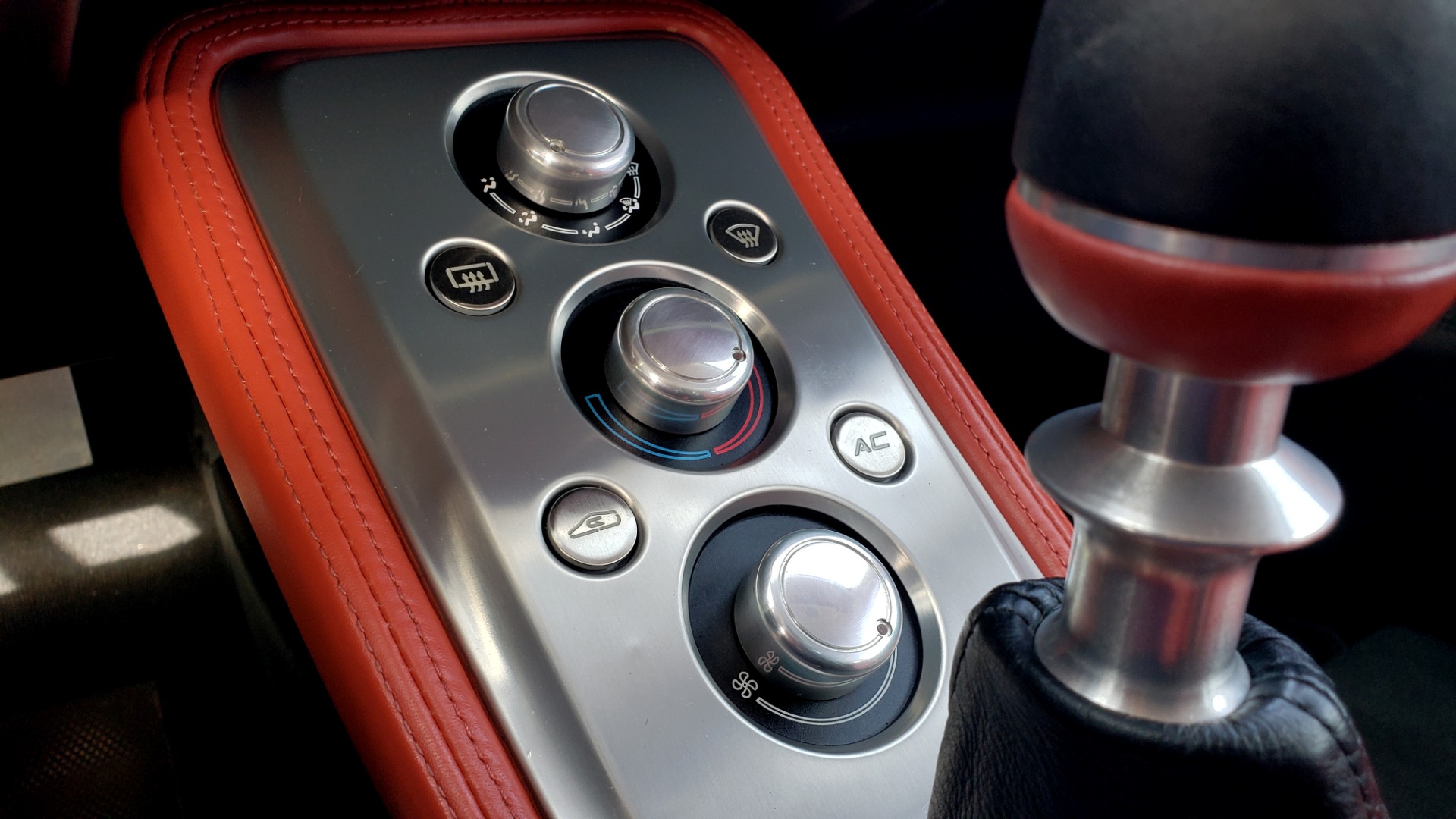 Used 2011 Lotus EVORA S 2+2 / 3.5L V6 / 6-SPD MANUAL / PIONEER / REARVIEW / LOW MILES for sale Sold at Formula Imports in Charlotte NC 28227 34