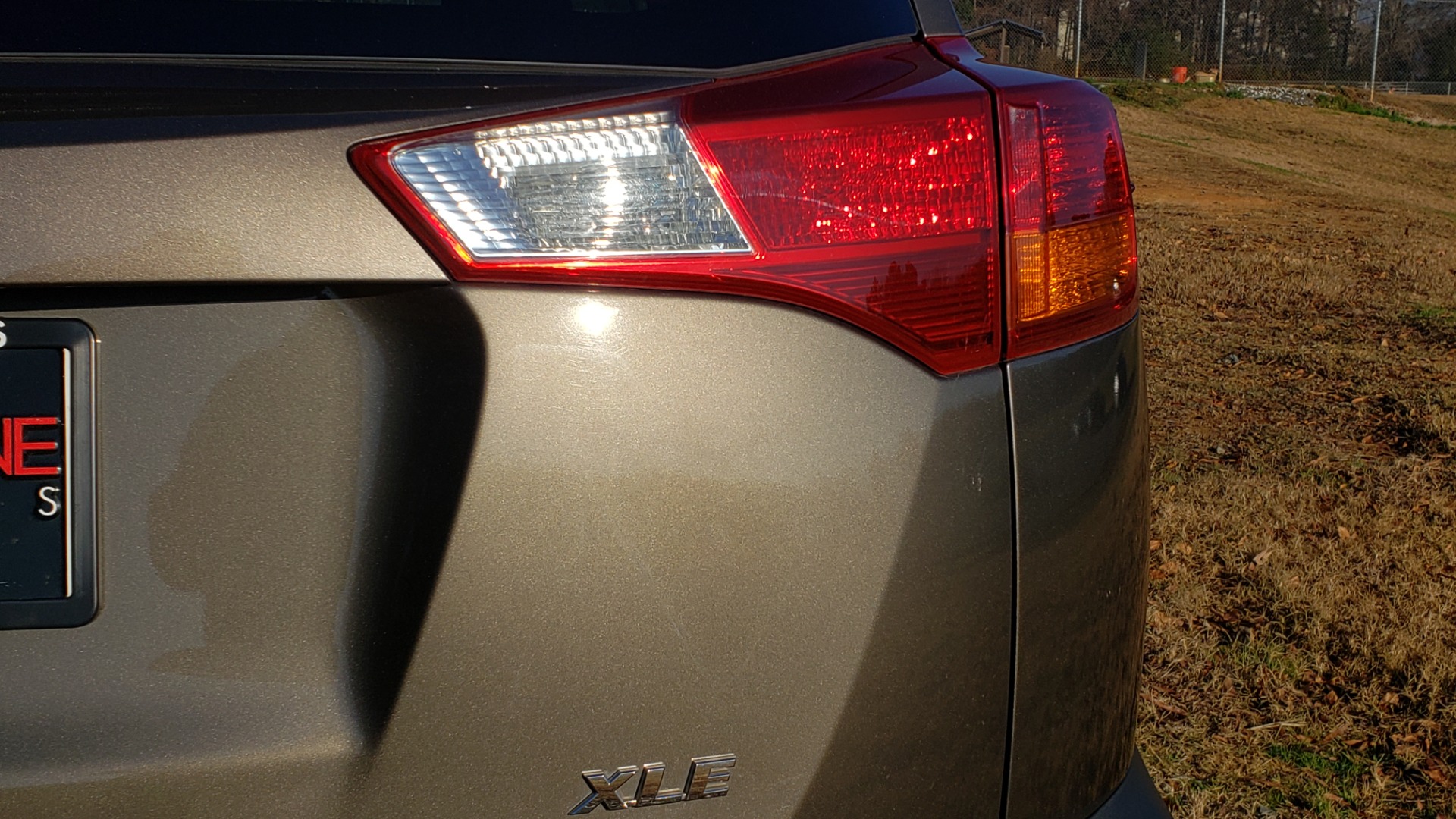 Used 2014 Toyota RAV4 XLE / FWD / 2.5L 4-CYL / 6-SPD AUTO / 17IN ALLOY / REARVIEW for sale Sold at Formula Imports in Charlotte NC 28227 11