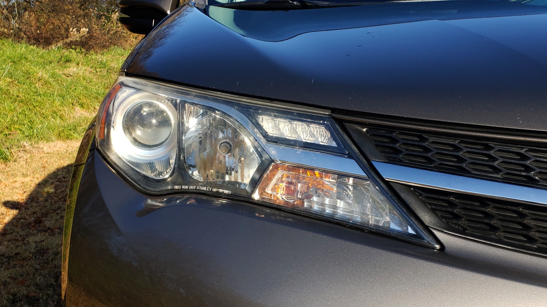 Used 2014 Toyota RAV4 XLE / FWD / 2.5L 4-CYL / 6-SPD AUTO / 17IN ALLOY / REARVIEW for sale Sold at Formula Imports in Charlotte NC 28227 15