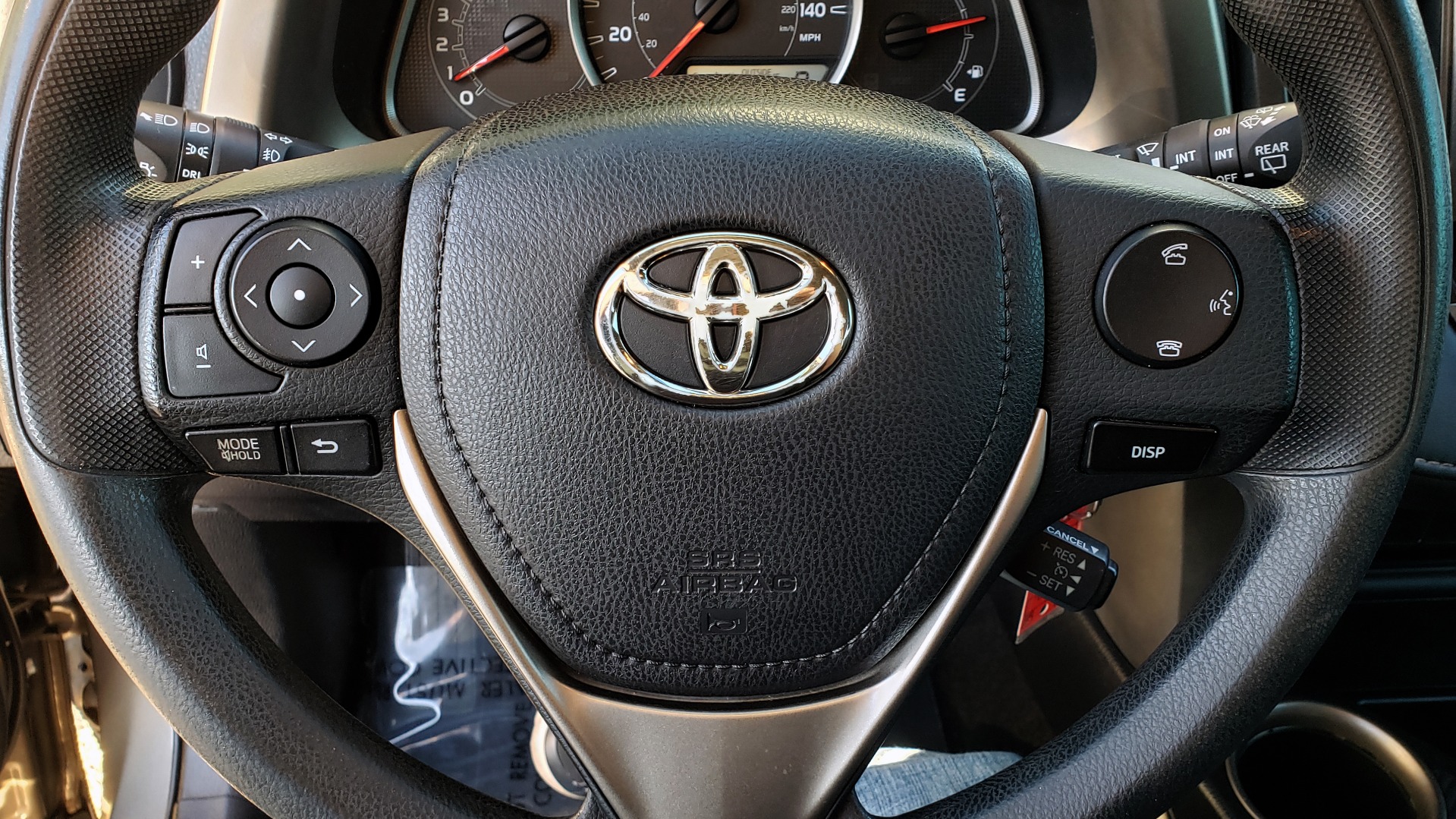 Used 2014 Toyota RAV4 XLE / FWD / 2.5L 4-CYL / 6-SPD AUTO / 17IN ALLOY / REARVIEW for sale Sold at Formula Imports in Charlotte NC 28227 19