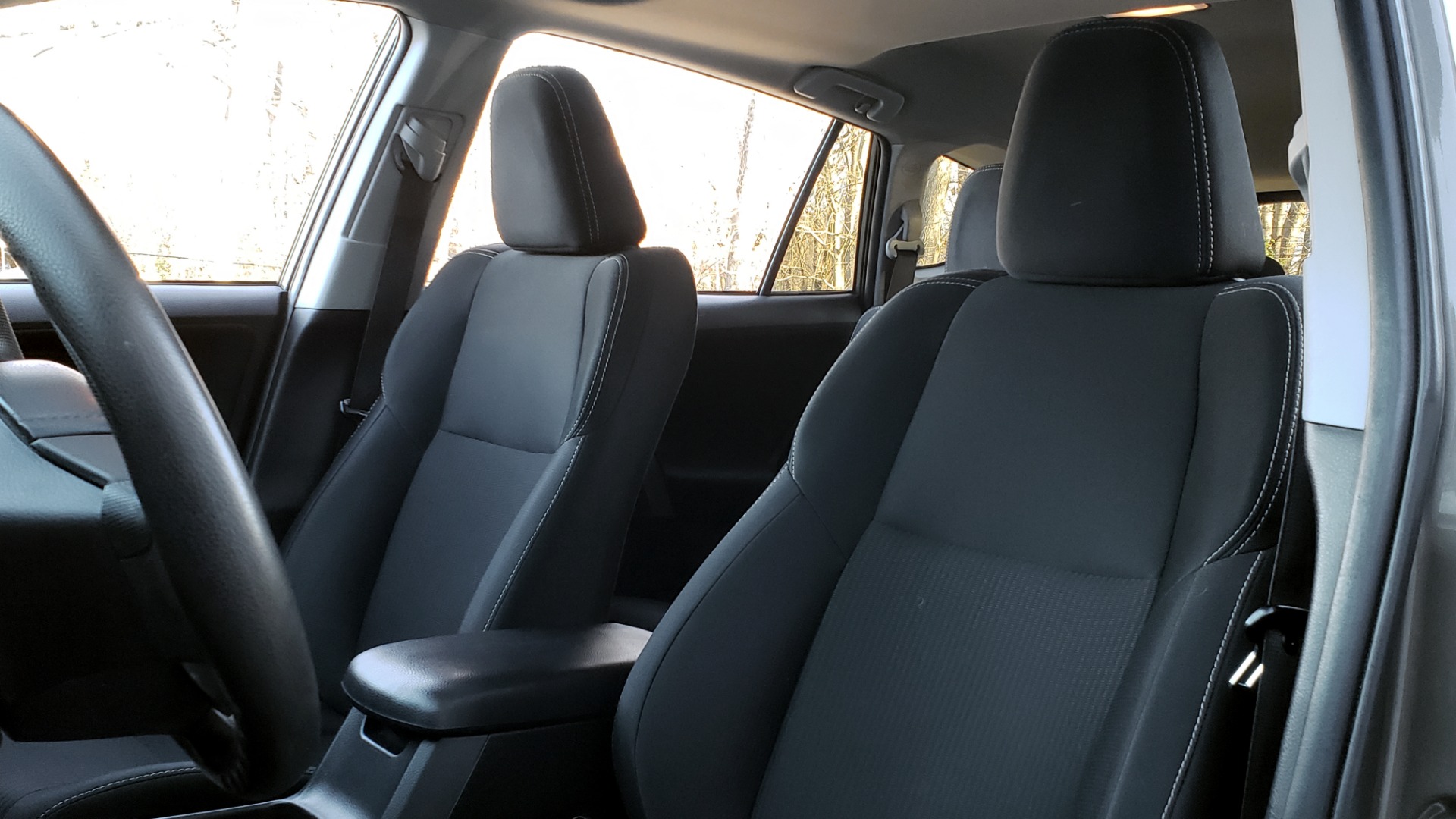 Used 2014 Toyota RAV4 XLE / FWD / 2.5L 4-CYL / 6-SPD AUTO / 17IN ALLOY / REARVIEW for sale Sold at Formula Imports in Charlotte NC 28227 37