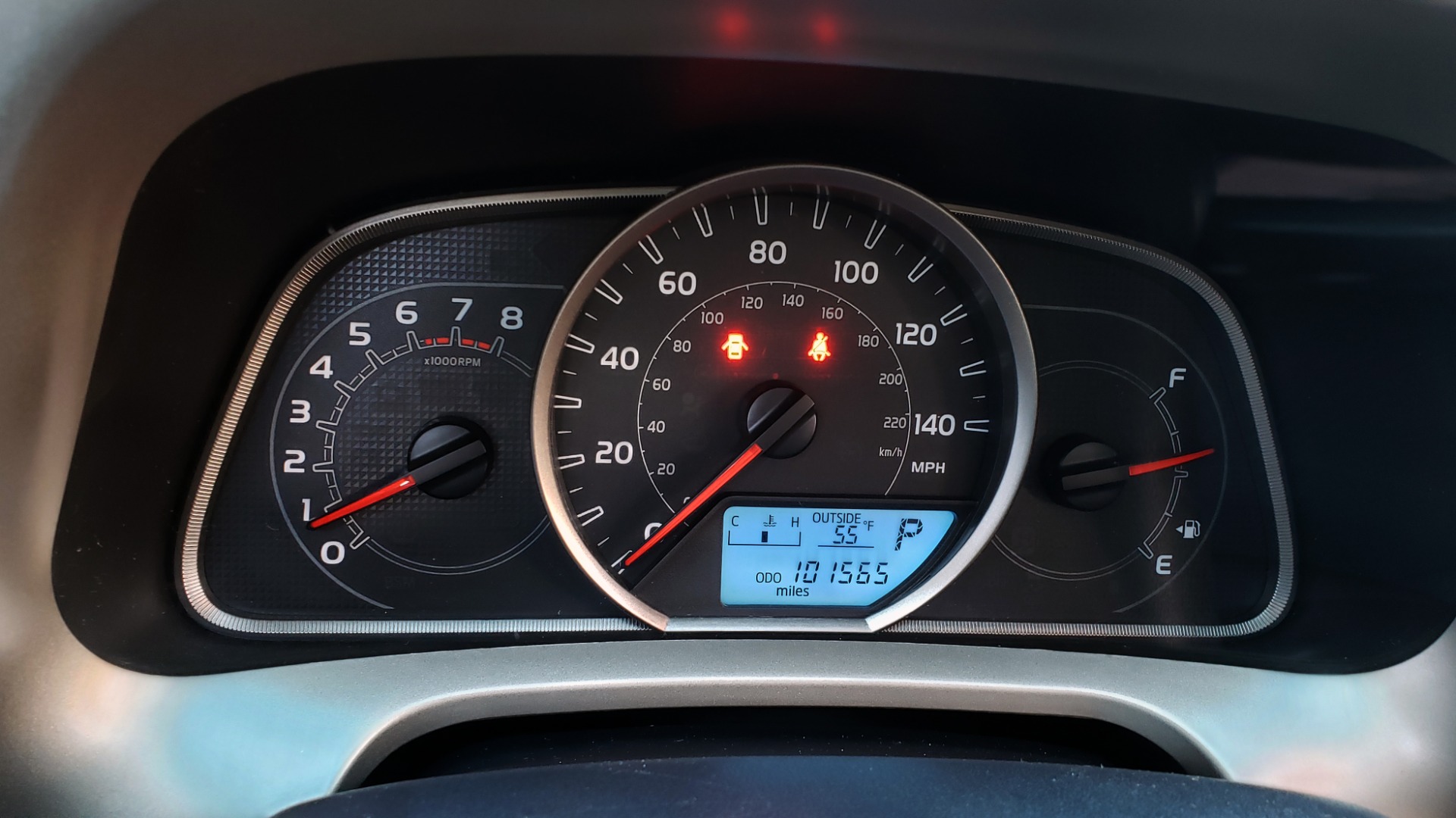 Used 2014 Toyota RAV4 XLE / FWD / 2.5L 4-CYL / 6-SPD AUTO / 17IN ALLOY / REARVIEW for sale Sold at Formula Imports in Charlotte NC 28227 40