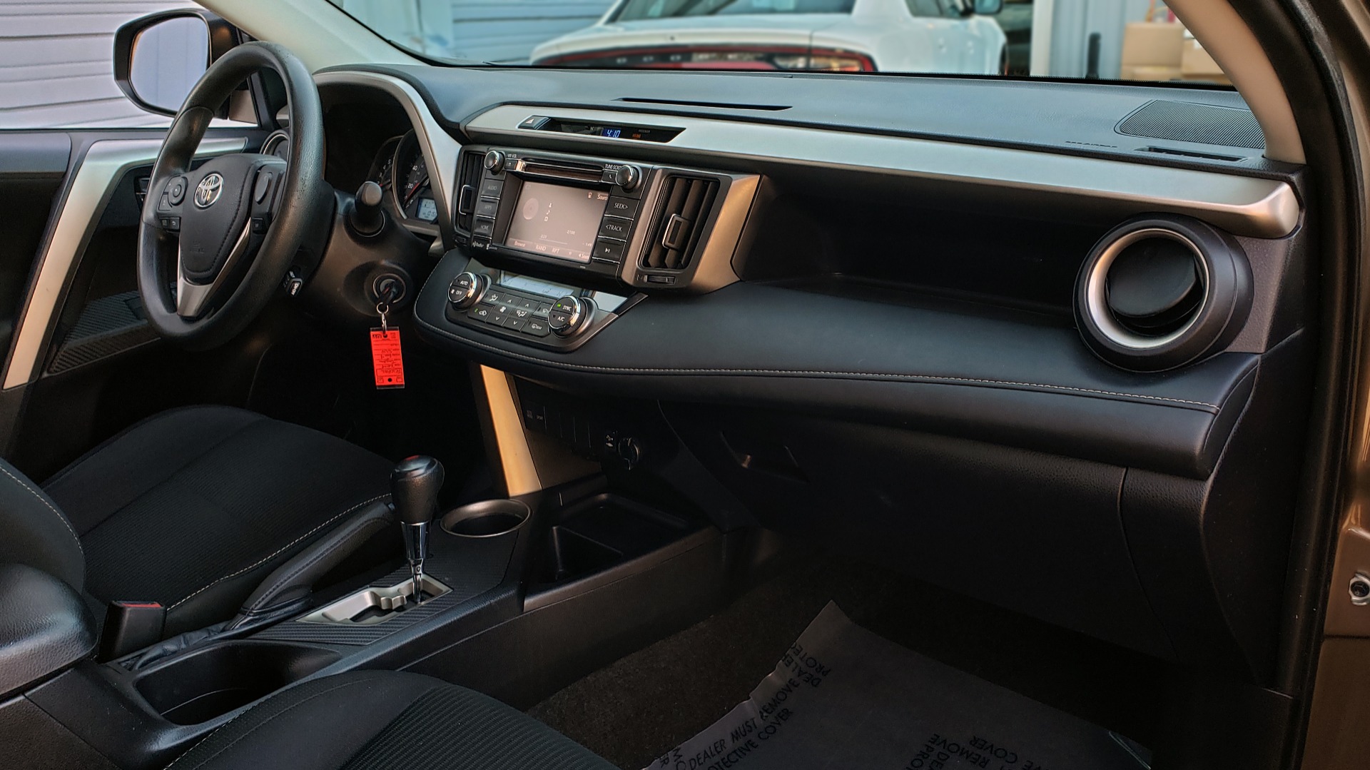 Used 2014 Toyota RAV4 XLE / FWD / 2.5L 4-CYL / 6-SPD AUTO / 17IN ALLOY / REARVIEW for sale Sold at Formula Imports in Charlotte NC 28227 51