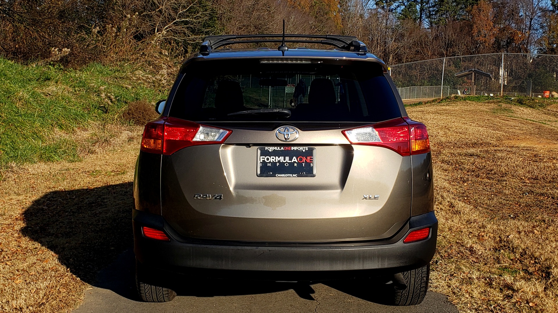 Used 2014 Toyota RAV4 XLE / FWD / 2.5L 4-CYL / 6-SPD AUTO / 17IN ALLOY / REARVIEW for sale Sold at Formula Imports in Charlotte NC 28227 9