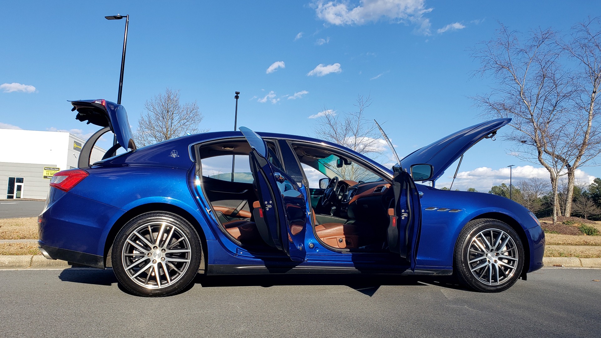 Used 2015 Maserati GHIBLI 3.0L SEDAN / TWIN-TURBO V6 / NAV / SUNROOF / REARVIEW for sale Sold at Formula Imports in Charlotte NC 28227 20