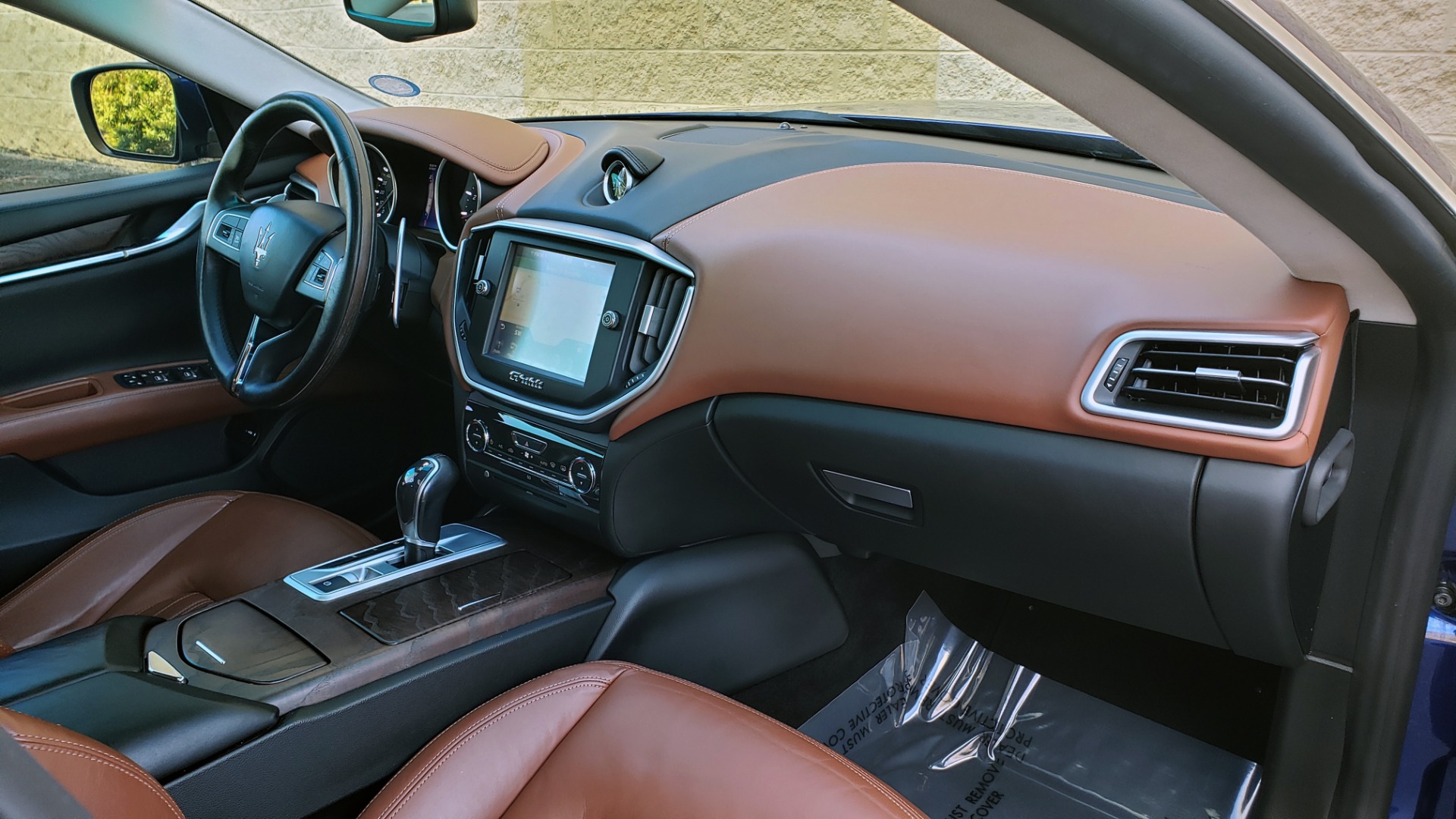 Used 2015 Maserati GHIBLI 3.0L SEDAN / TWIN-TURBO V6 / NAV / SUNROOF / REARVIEW for sale Sold at Formula Imports in Charlotte NC 28227 71