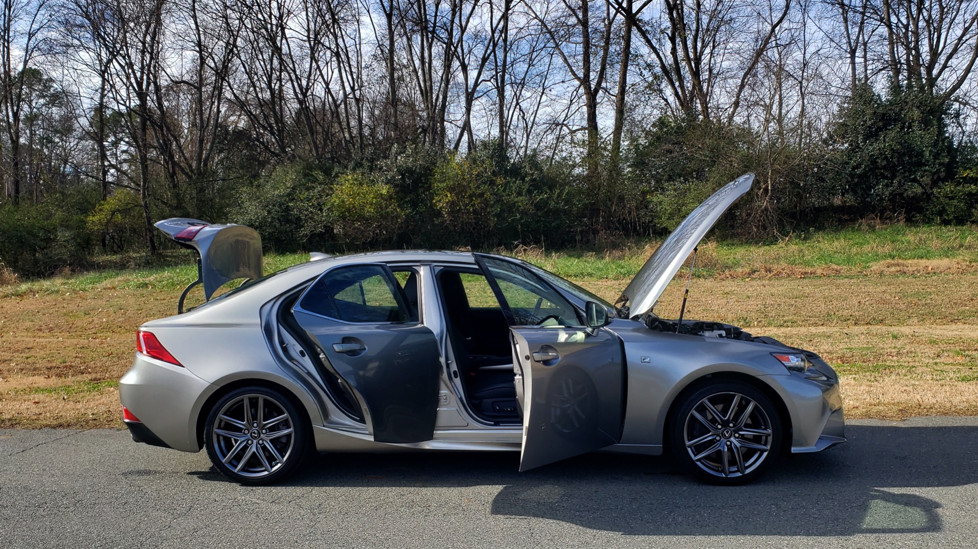 Used 2016 Lexus IS 200t F-SPORT / SUNROOF / NAV / BSM / DYNAMIC RADAR CRUISE for sale Sold at Formula Imports in Charlotte NC 28227 14