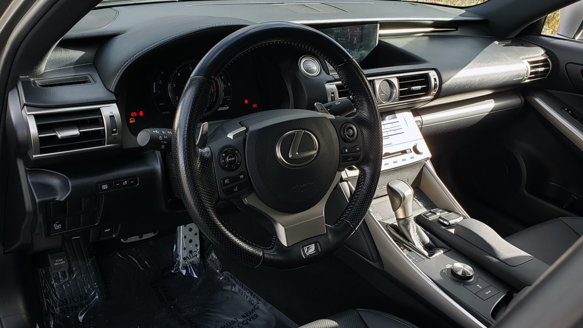 Used 2016 Lexus IS 200t F-SPORT / SUNROOF / NAV / BSM / DYNAMIC RADAR CRUISE for sale Sold at Formula Imports in Charlotte NC 28227 33