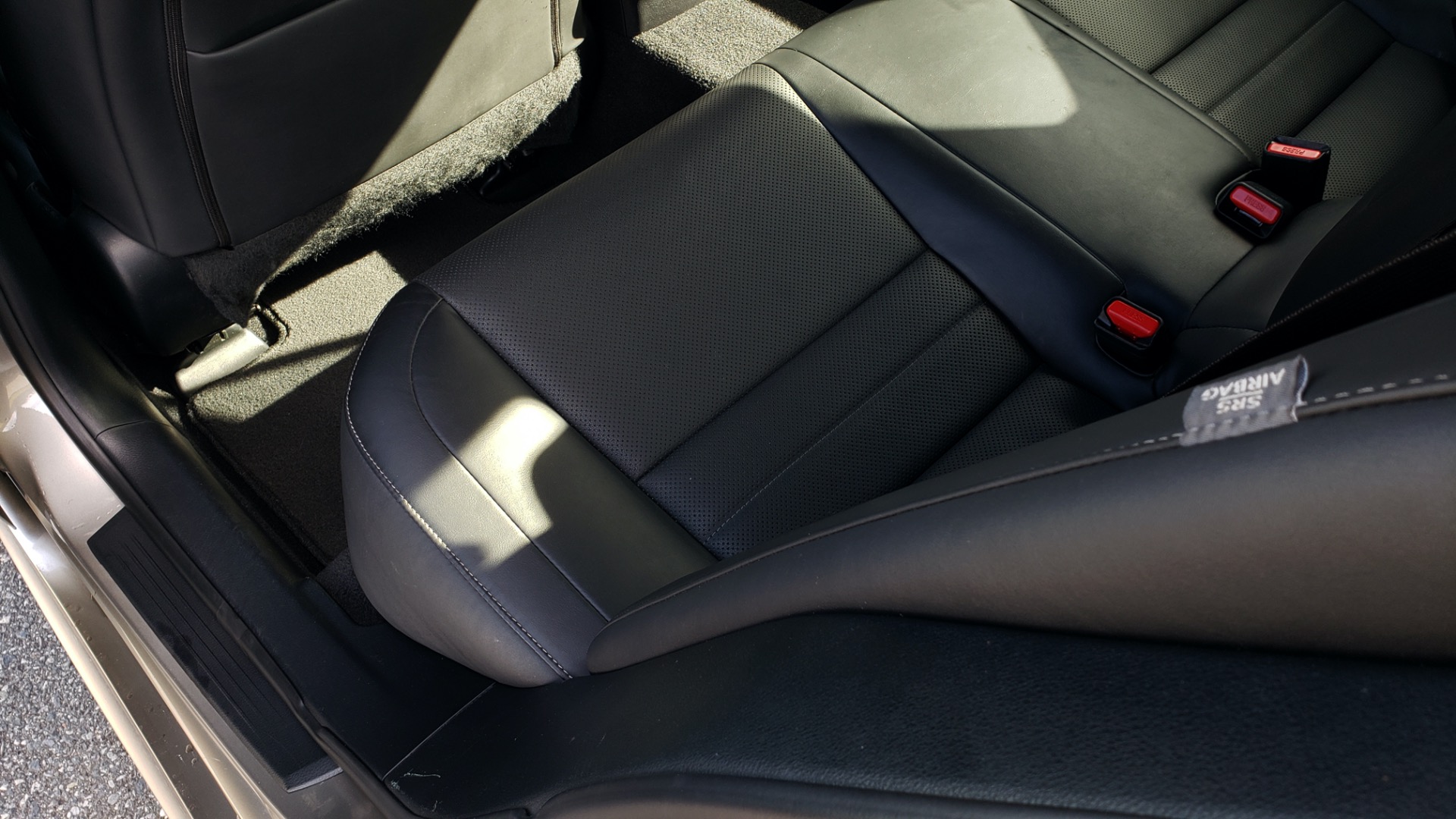 Used 2016 Lexus IS 200t F-SPORT / SUNROOF / NAV / BSM / DYNAMIC RADAR CRUISE for sale Sold at Formula Imports in Charlotte NC 28227 61