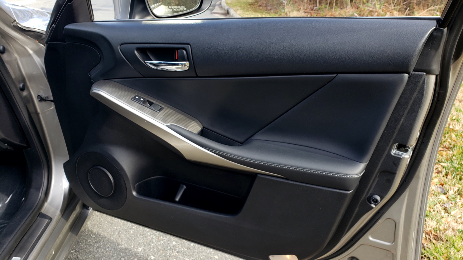Used 2016 Lexus IS 200t F-SPORT / SUNROOF / NAV / BSM / DYNAMIC RADAR CRUISE for sale Sold at Formula Imports in Charlotte NC 28227 65