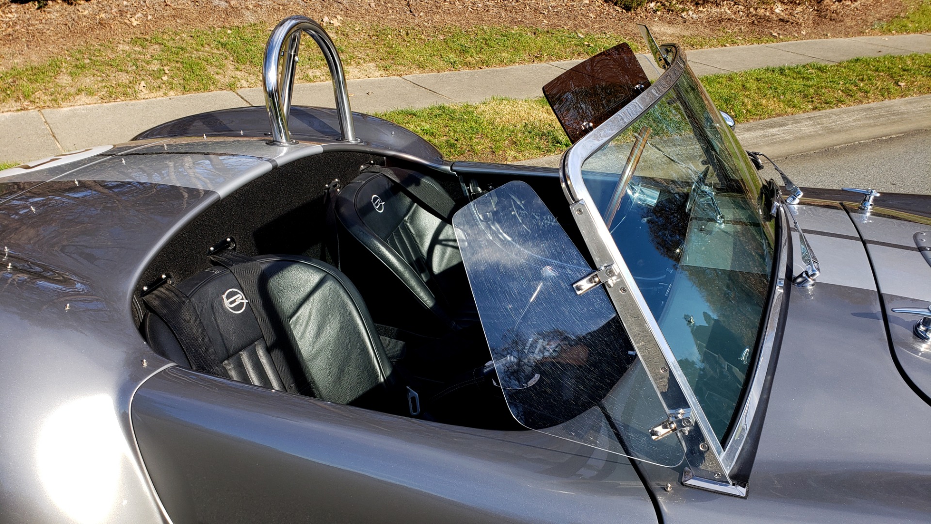 Used 1965 Ford COBRA 427 ROADSTER BY BRACKDRAFT RACING ROUSH 553HP V8 / TREMEC 6-SPD / PWR STRNG for sale $74,999 at Formula Imports in Charlotte NC 28227 69