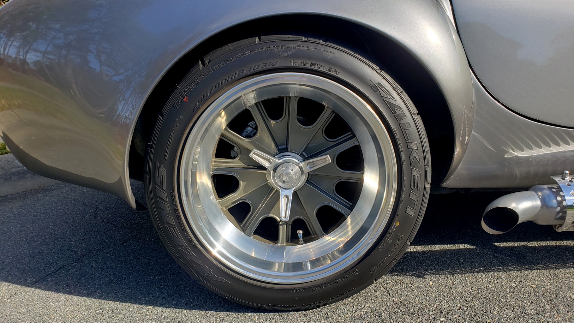 Used 1965 Ford COBRA 427 ROADSTER BY BRACKDRAFT RACING ROUSH 553HP V8 / TREMEC 6-SPD / PWR STRNG for sale $74,999 at Formula Imports in Charlotte NC 28227 74