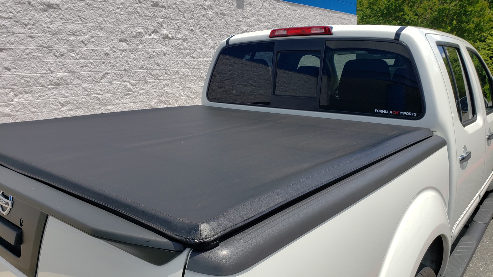 Used 2019 Nissan FRONTIER SL CREW CAB / 4X4 / NAV / SUNROOF / ROCKFORD FOSGATE / LOADED for sale Sold at Formula Imports in Charlotte NC 28227 16
