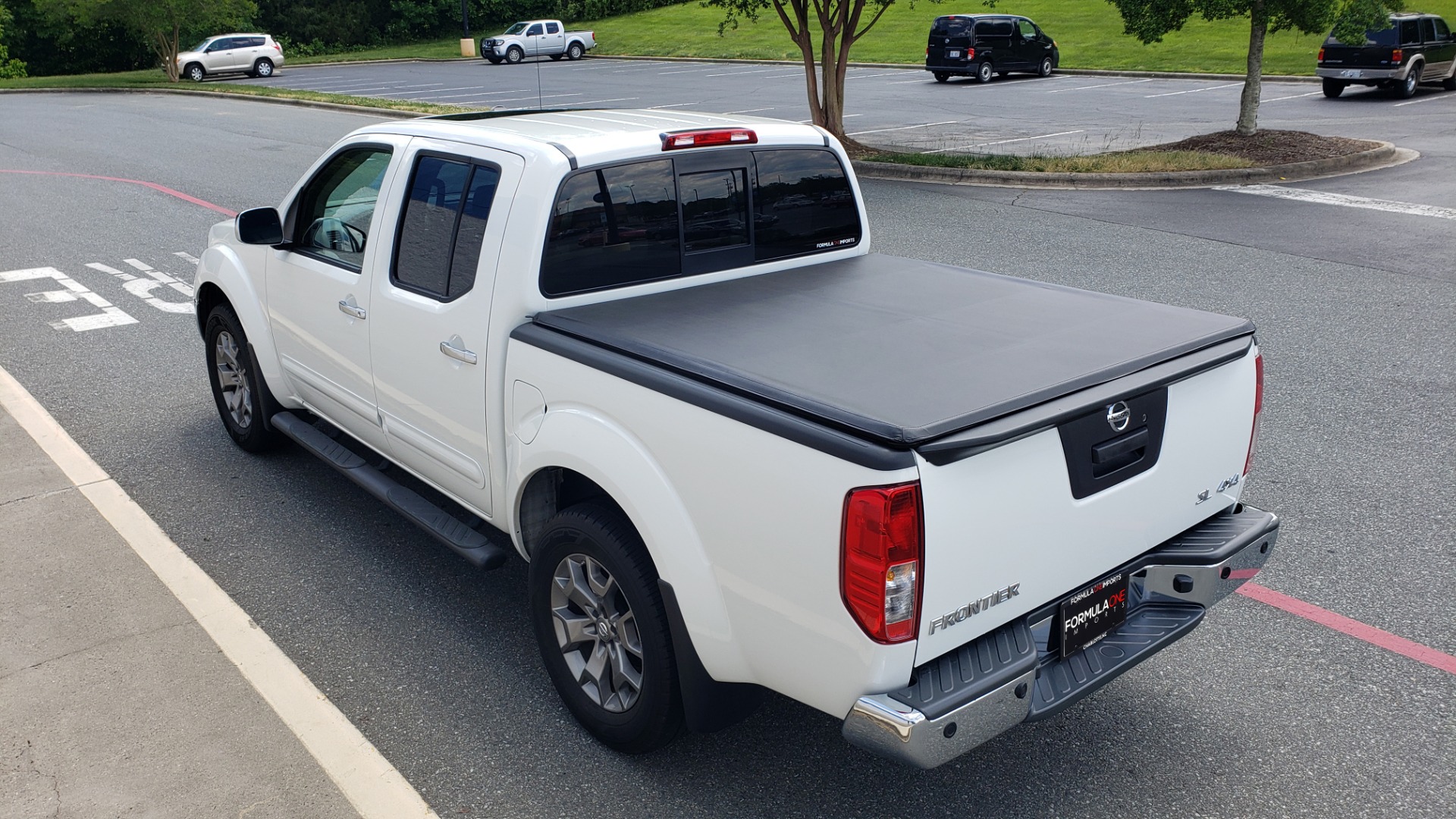 Used 2019 Nissan FRONTIER SL CREW CAB / 4X4 / NAV / SUNROOF / ROCKFORD FOSGATE / LOADED for sale Sold at Formula Imports in Charlotte NC 28227 17