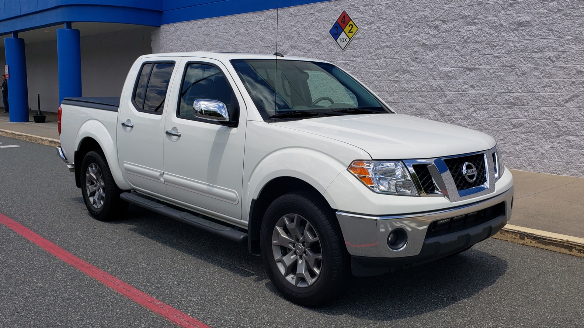 Used 2019 Nissan FRONTIER SL CREW CAB / 4X4 / NAV / SUNROOF / ROCKFORD FOSGATE / LOADED for sale Sold at Formula Imports in Charlotte NC 28227 2