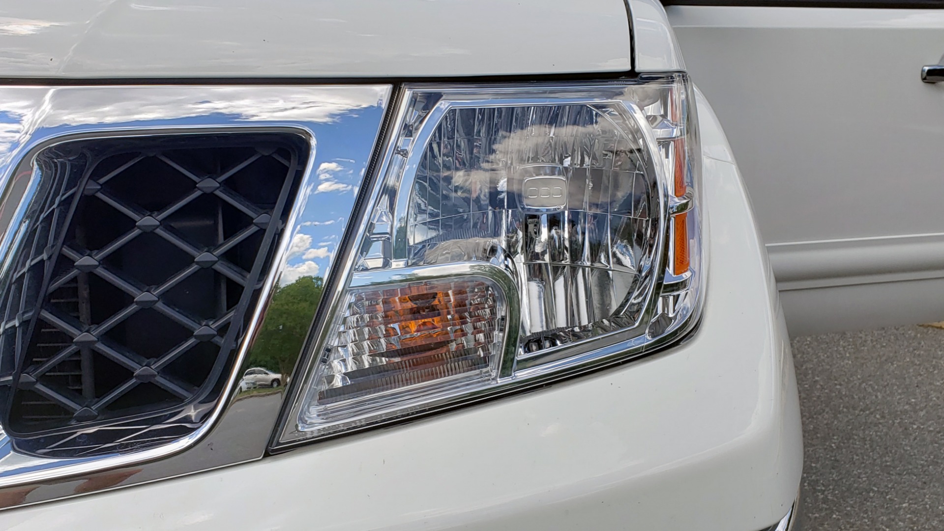 Used 2019 Nissan FRONTIER SL CREW CAB / 4X4 / NAV / SUNROOF / ROCKFORD FOSGATE / LOADED for sale Sold at Formula Imports in Charlotte NC 28227 22