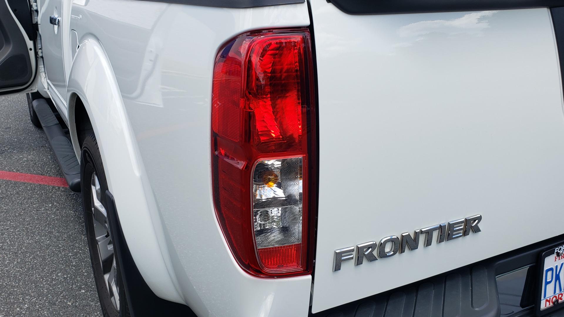 Used 2019 Nissan FRONTIER SL CREW CAB / 4X4 / NAV / SUNROOF / ROCKFORD FOSGATE / LOADED for sale Sold at Formula Imports in Charlotte NC 28227 29