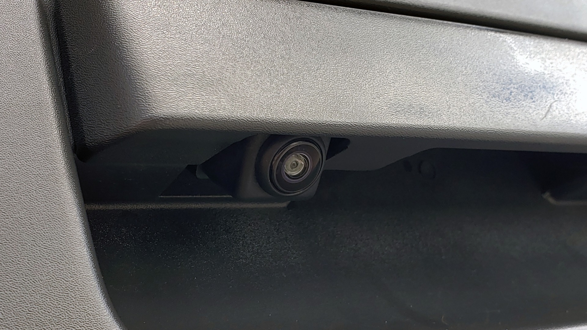 Used 2019 Nissan FRONTIER SL CREW CAB / 4X4 / NAV / SUNROOF / ROCKFORD FOSGATE / LOADED for sale Sold at Formula Imports in Charlotte NC 28227 75