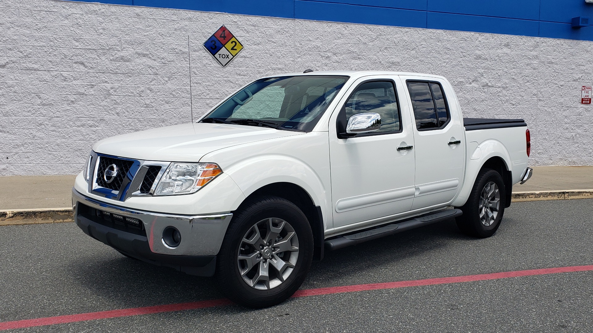 Used 2019 Nissan FRONTIER SL CREW CAB / 4X4 / NAV / SUNROOF / ROCKFORD FOSGATE / LOADED for sale Sold at Formula Imports in Charlotte NC 28227 1