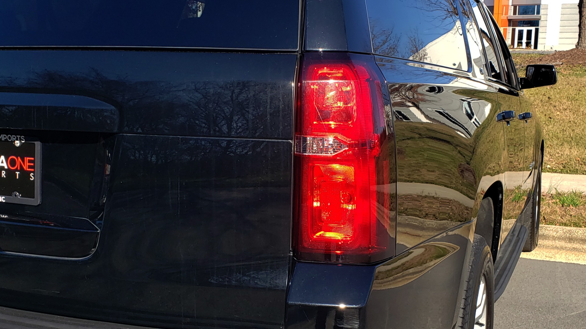 Used 2015 Chevrolet SUBURBAN LT 2WD / NAV / LEATHER / BOSE / 3-ROW / REARVIEW for sale Sold at Formula Imports in Charlotte NC 28227 30