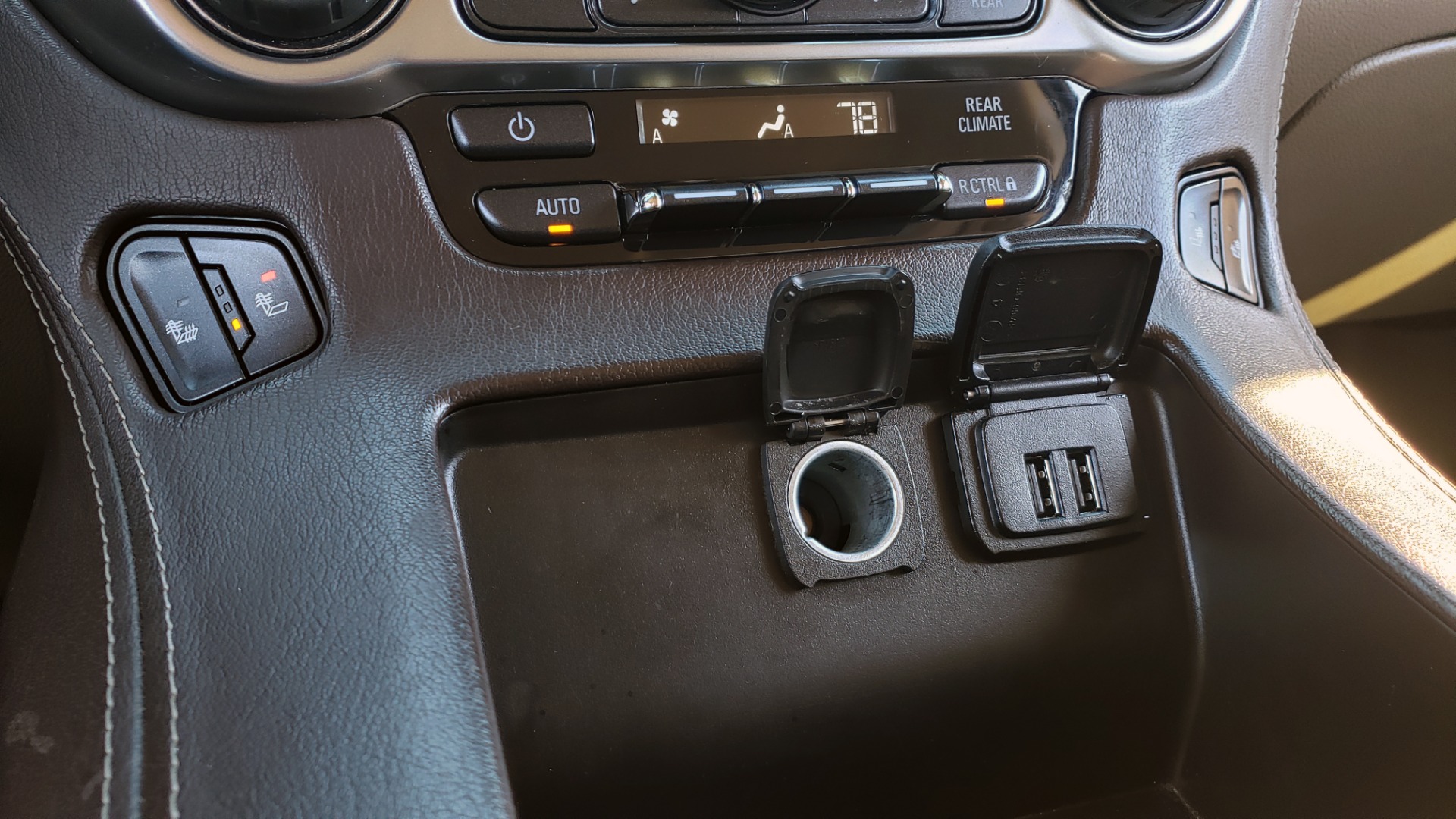 Used 2015 Chevrolet SUBURBAN LT 2WD / NAV / LEATHER / BOSE / 3-ROW / REARVIEW for sale Sold at Formula Imports in Charlotte NC 28227 54