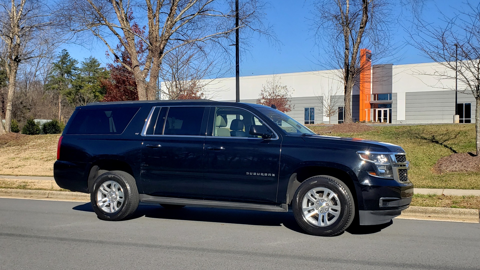 Used 2015 Chevrolet SUBURBAN LT 2WD / NAV / LEATHER / BOSE / 3-ROW / REARVIEW for sale Sold at Formula Imports in Charlotte NC 28227 6