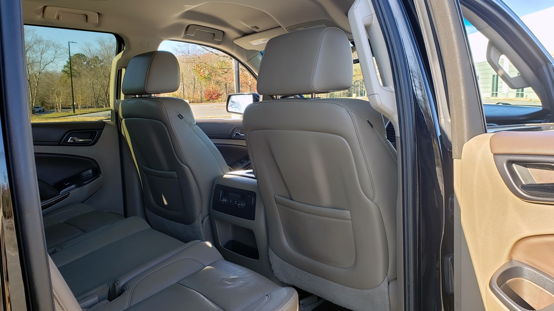 Used 2015 Chevrolet SUBURBAN LT 2WD / NAV / LEATHER / BOSE / 3-ROW / REARVIEW for sale Sold at Formula Imports in Charlotte NC 28227 79