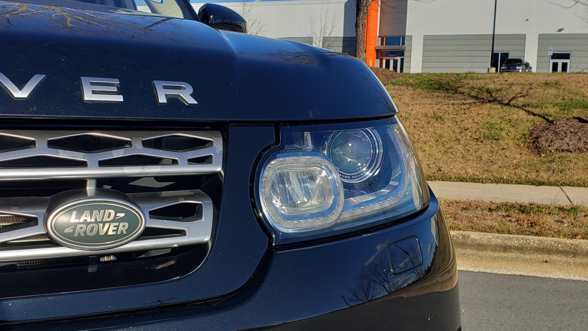 Used 2015 Land Rover RANGE ROVER SPORT HSE / 3.0L SC V6 / 8-SPD AUTO / NAV / PANO-ROOF / REARVIEW for sale Sold at Formula Imports in Charlotte NC 28227 26