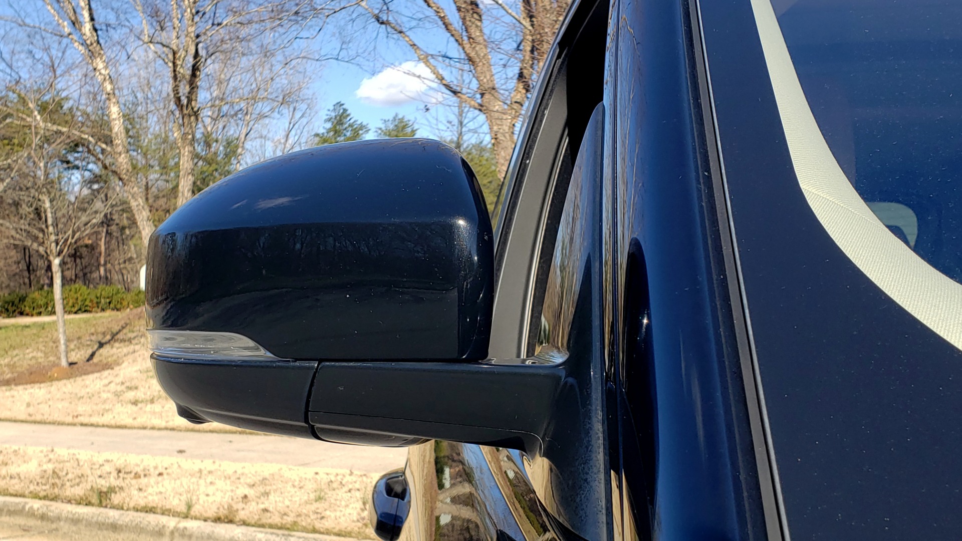 Used 2015 Land Rover RANGE ROVER SPORT HSE / 3.0L SC V6 / 8-SPD AUTO / NAV / PANO-ROOF / REARVIEW for sale Sold at Formula Imports in Charlotte NC 28227 28