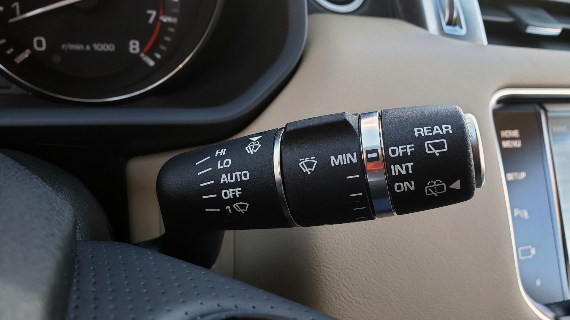 Used 2015 Land Rover RANGE ROVER SPORT HSE / 3.0L SC V6 / 8-SPD AUTO / NAV / PANO-ROOF / REARVIEW for sale Sold at Formula Imports in Charlotte NC 28227 49