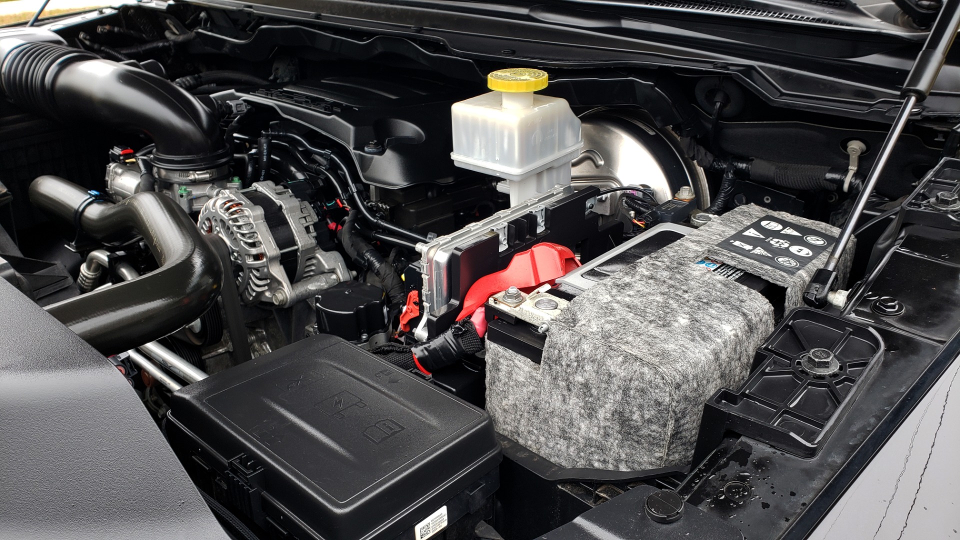 Used 2019 Ram 1500 LARAMIE SPORT / 2WD / 5.7L HEMI / NAV / BLIND SPOT / HTD STS / REARVIEW for sale Sold at Formula Imports in Charlotte NC 28227 23