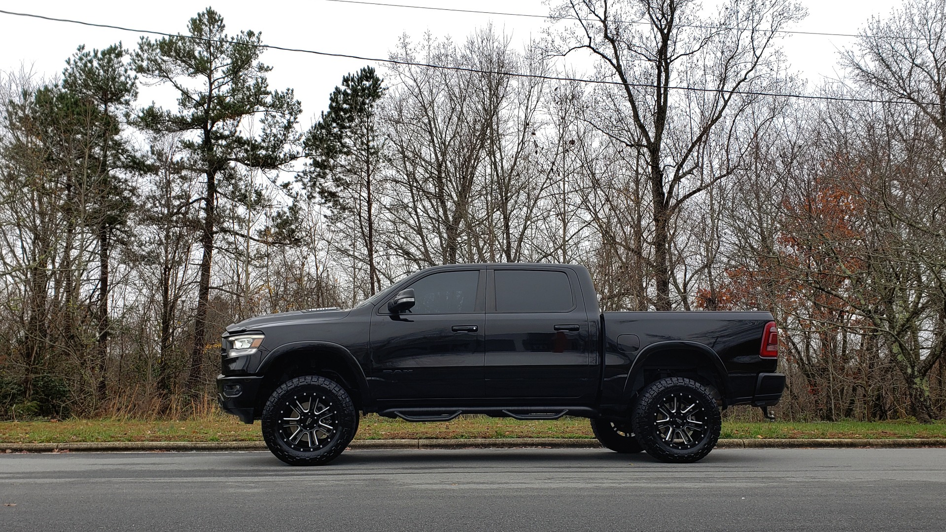 Used 2019 Ram 1500 LARAMIE SPORT / 2WD / 5.7L HEMI / NAV / BLIND SPOT / HTD STS / REARVIEW for sale Sold at Formula Imports in Charlotte NC 28227 3