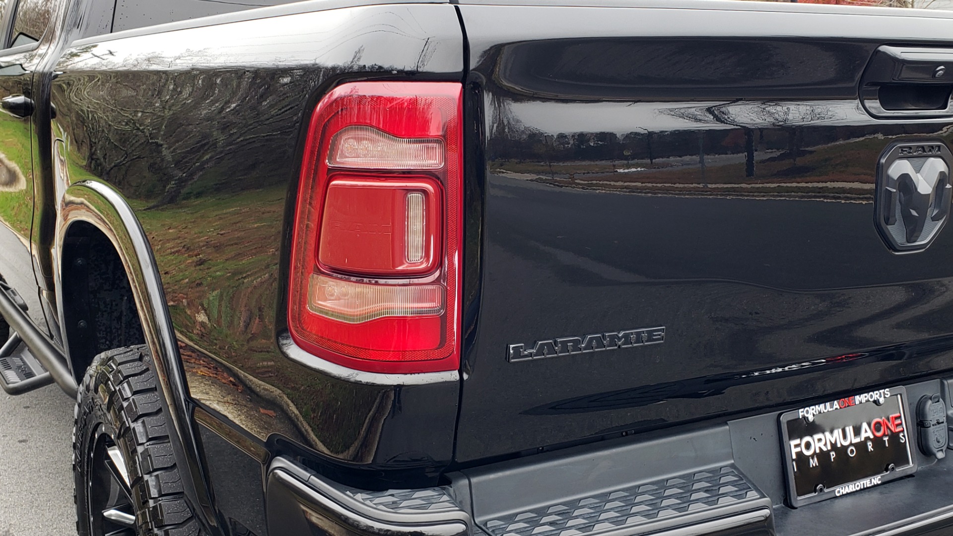 Used 2019 Ram 1500 LARAMIE SPORT / 2WD / 5.7L HEMI / NAV / BLIND SPOT / HTD STS / REARVIEW for sale Sold at Formula Imports in Charlotte NC 28227 30