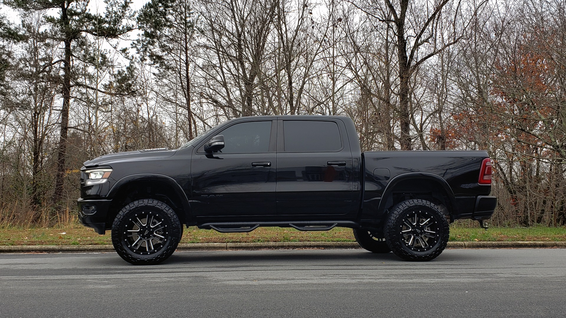 Used 2019 Ram 1500 LARAMIE SPORT / 2WD / 5.7L HEMI / NAV / BLIND SPOT / HTD STS / REARVIEW for sale Sold at Formula Imports in Charlotte NC 28227 4