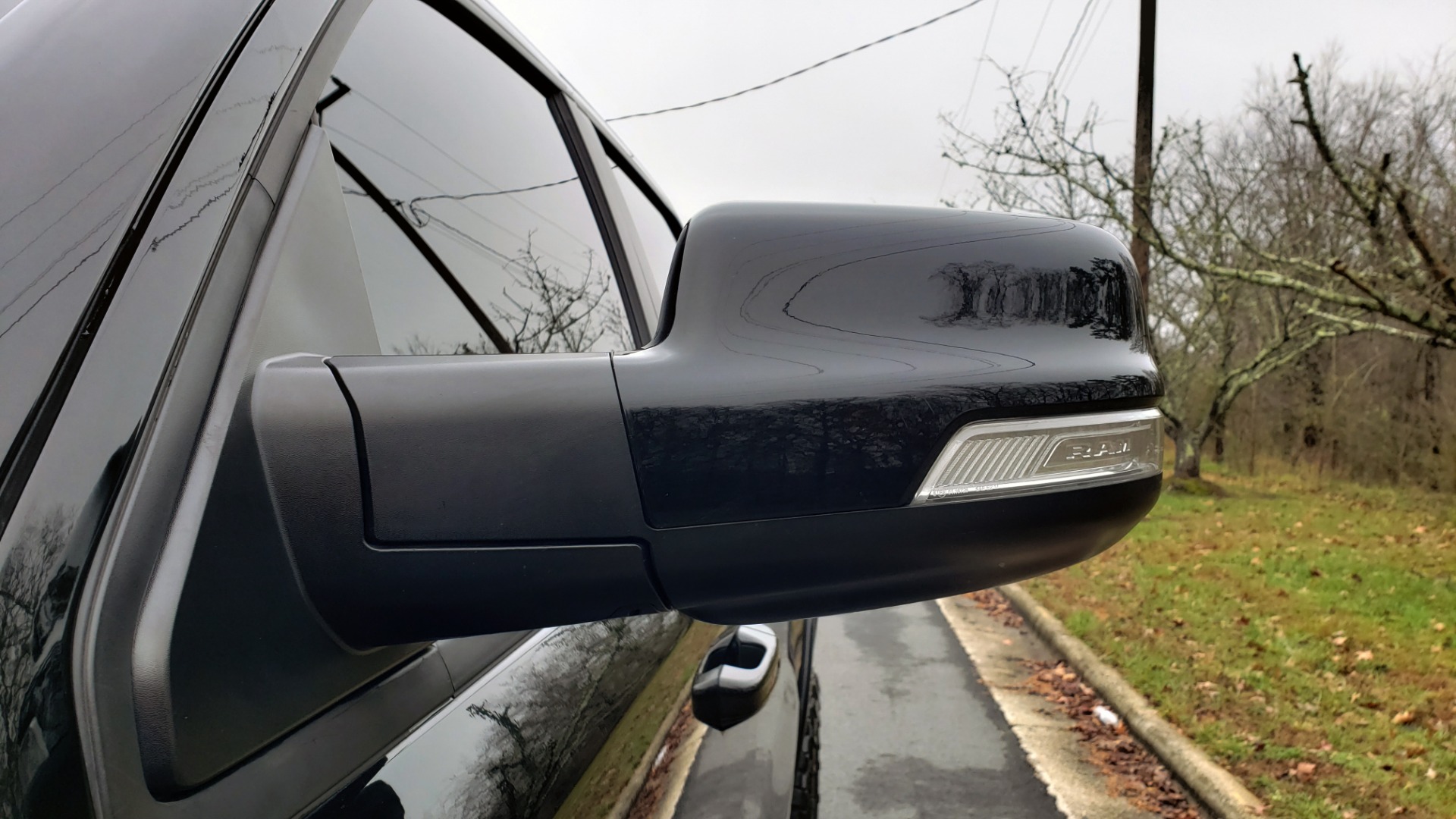 Used 2019 Ram 1500 LARAMIE SPORT / 2WD / 5.7L HEMI / NAV / BLIND SPOT / HTD STS / REARVIEW for sale Sold at Formula Imports in Charlotte NC 28227 41