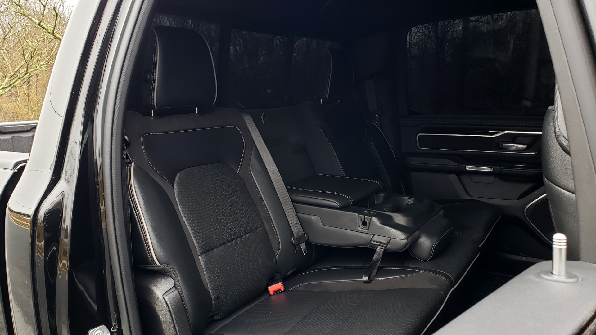 Used 2019 Ram 1500 LARAMIE SPORT / 2WD / 5.7L HEMI / NAV / BLIND SPOT / HTD STS / REARVIEW for sale Sold at Formula Imports in Charlotte NC 28227 89