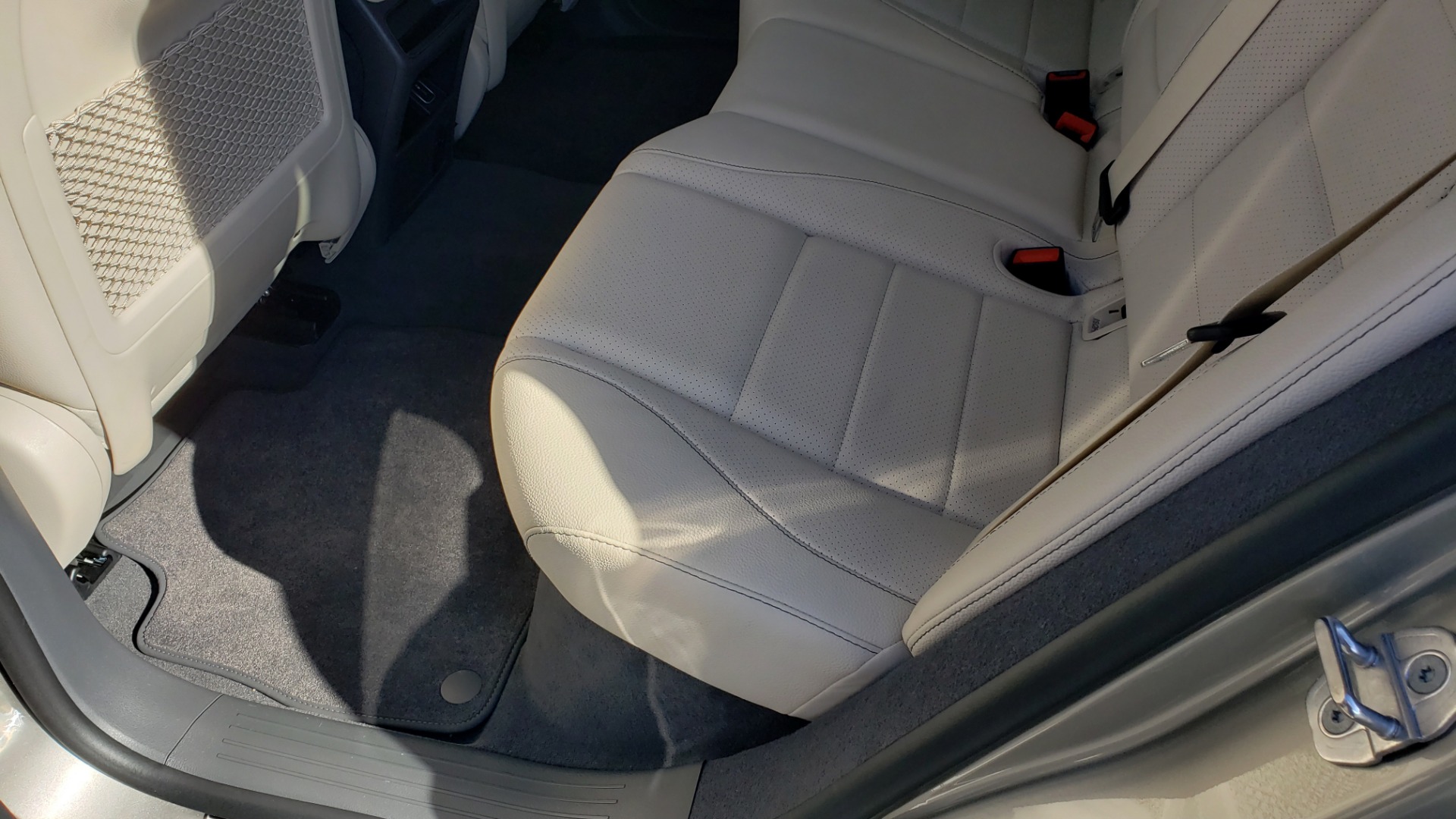 Used 2020 Mercedes-Benz GLE 350 PREMIUM / NAV / PARK ASST / NIGHT PKG / AMG LINE EXT / REARVIEW for sale Sold at Formula Imports in Charlotte NC 28227 73