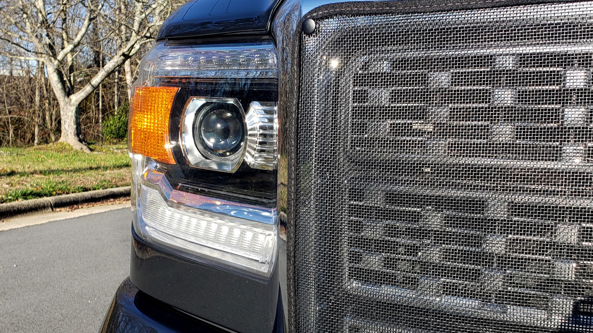 Used 2018 GMC SIERRA 3500HD DENALI 4X4 DUALLY / 6.6L DURAMAX PLUS / NAV / SUNROOF / REARVIEW for sale Sold at Formula Imports in Charlotte NC 28227 12