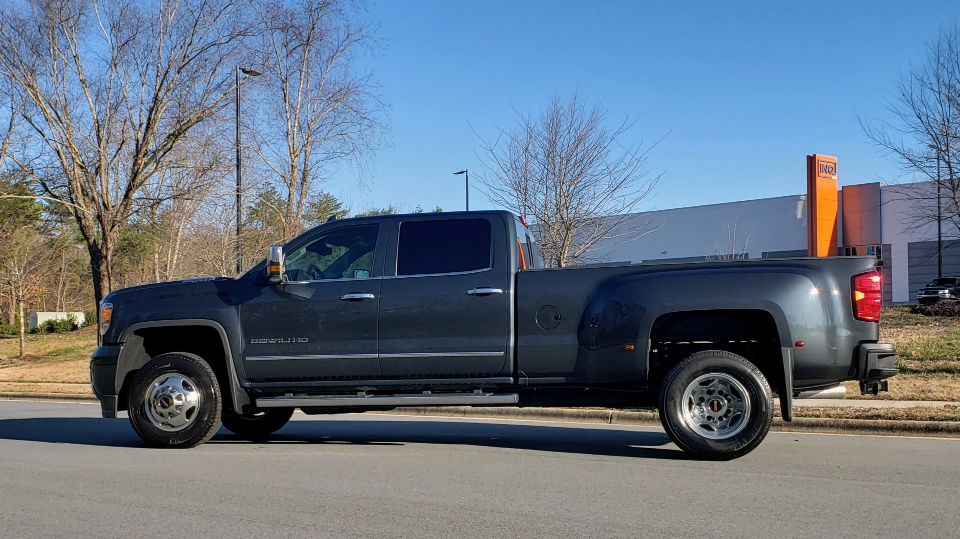 Used 2018 GMC SIERRA 3500HD DENALI 4X4 DUALLY / 6.6L DURAMAX PLUS / NAV / SUNROOF / REARVIEW for sale Sold at Formula Imports in Charlotte NC 28227 2