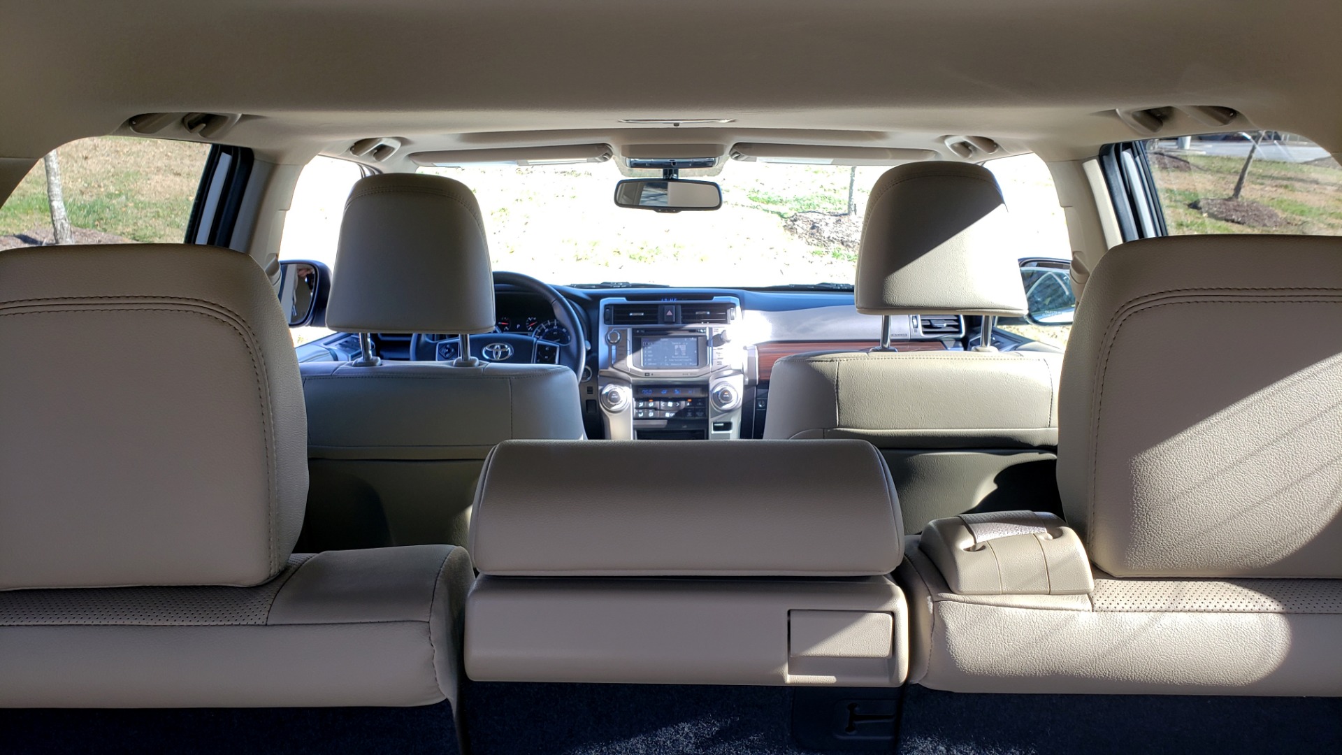 Used 2018 Toyota 4RUNNER LIMITED 4X4 / 4.0L V6 / AUTO / NAV / SUNROOF / JBL AUDIO / REARVIEW for sale Sold at Formula Imports in Charlotte NC 28227 15
