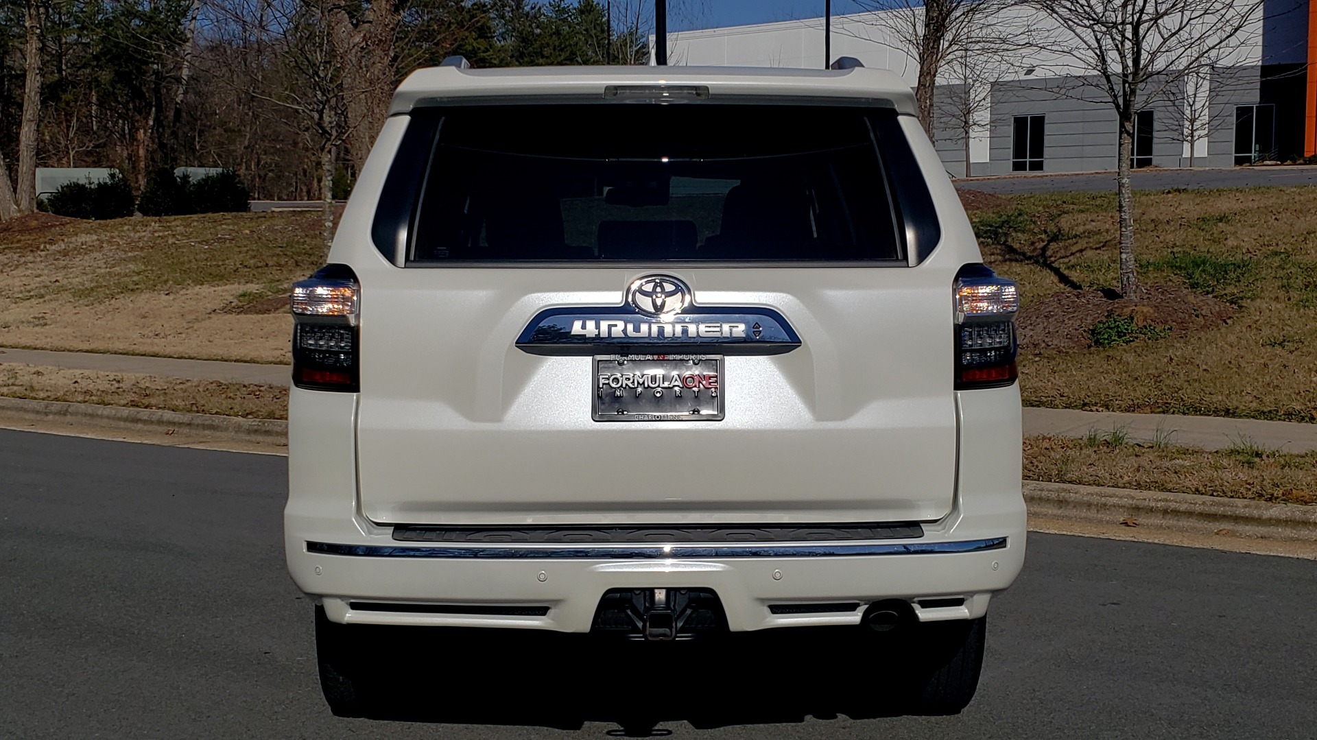 Used 2018 Toyota 4RUNNER LIMITED 4X4 / 4.0L V6 / AUTO / NAV / SUNROOF / JBL AUDIO / REARVIEW for sale Sold at Formula Imports in Charlotte NC 28227 26