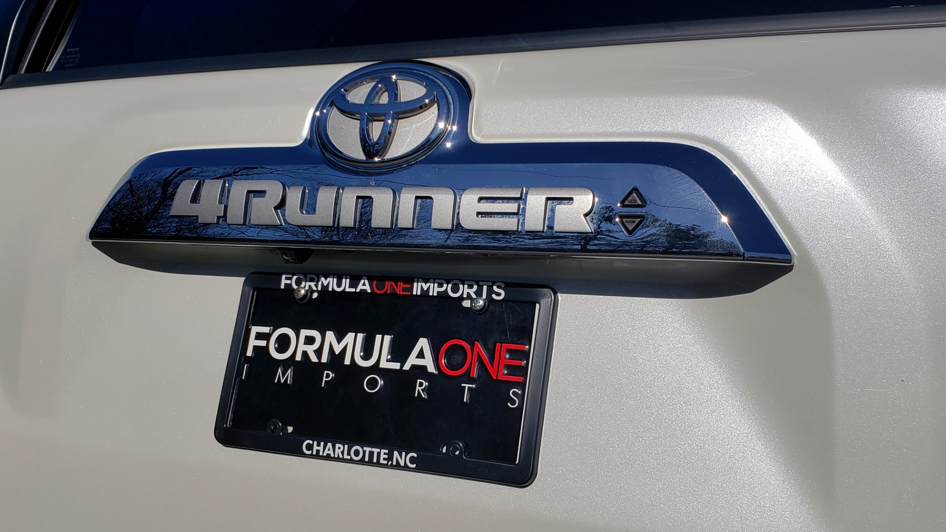 Used 2018 Toyota 4RUNNER LIMITED 4X4 / 4.0L V6 / AUTO / NAV / SUNROOF / JBL AUDIO / REARVIEW for sale Sold at Formula Imports in Charlotte NC 28227 29