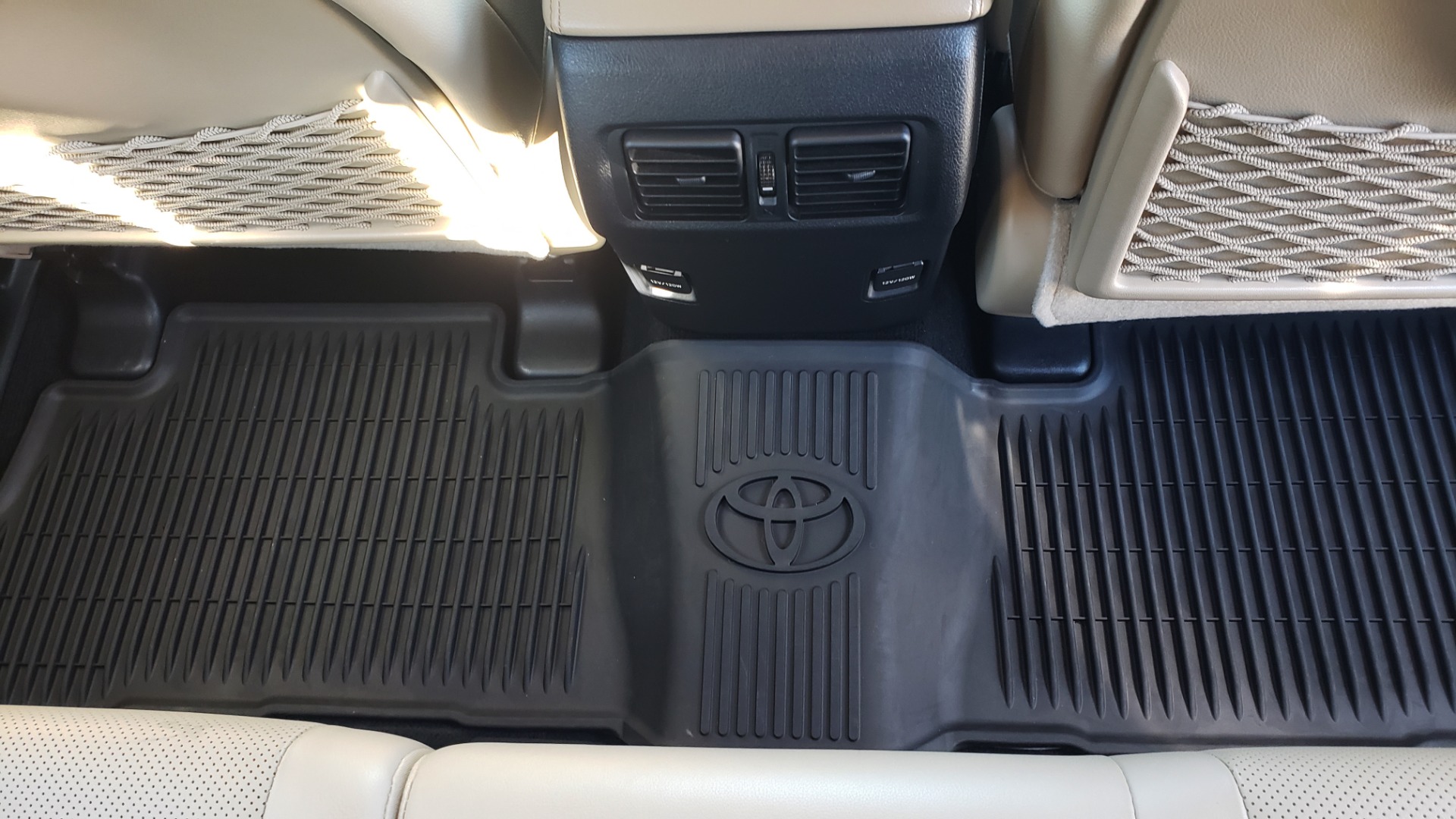 Used 2018 Toyota 4RUNNER LIMITED 4X4 / 4.0L V6 / AUTO / NAV / SUNROOF / JBL AUDIO / REARVIEW for sale Sold at Formula Imports in Charlotte NC 28227 82