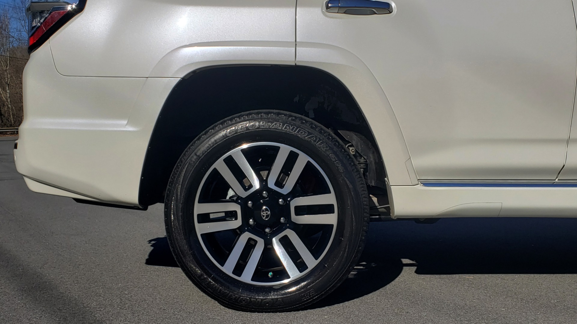 Used 2018 Toyota 4RUNNER LIMITED 4X4 / 4.0L V6 / AUTO / NAV / SUNROOF / JBL AUDIO / REARVIEW for sale Sold at Formula Imports in Charlotte NC 28227 87