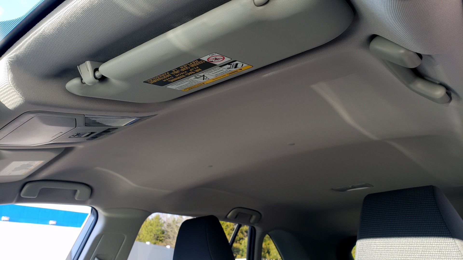 Used 2019 Toyota RAV4 LE / 2.5L I4 / 8-SPEED AUTO / LTA / PCS / RSA / REARVIEW for sale Sold at Formula Imports in Charlotte NC 28227 24